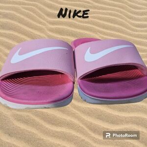 Girl's Nike Kawa Slides  Light Pink Size 11‎ C